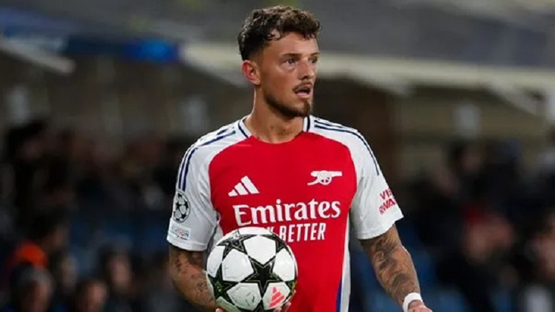Ben White tái xuất đúng lúc, tiếp thêm sinh khí cho Arsenal giữa tâm bão chấn thương.
